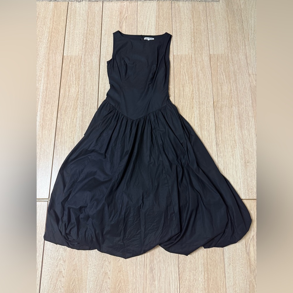 Reformation Elvira Dress - Picture 3 of 9